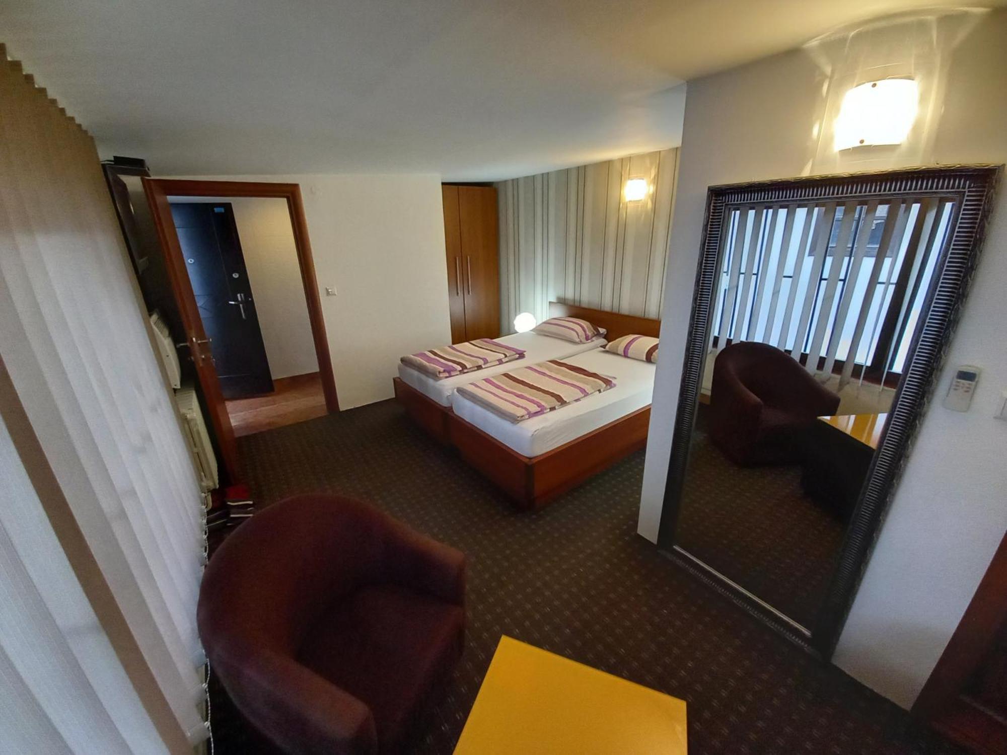 Prenociste Zan Hotel Sarajevo Ruang foto