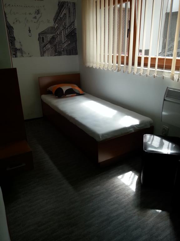 Prenociste Zan Hotel Sarajevo Bagian luar foto